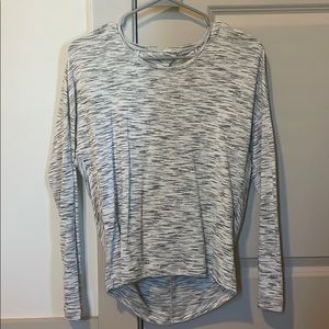LULULEMON LONGSLEEVE